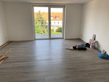 Wohnung zur Miete 750 € 4 Zimmer 109 m² Geschoss 2/2 Bernburg Bernburg 06406