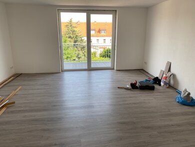 Wohnung zur Miete 750 € 4 Zimmer 109 m² Geschoss 2/2 Bernburg Bernburg 06406