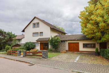 Mehrfamilienhaus zum Kauf 789.000 € 12,5 Zimmer 320 m² 1.229 m² Grundstück frei ab sofort Wyhlen Grenzach-Wyhlen 79639