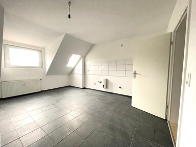 Wohnung zur Miete 900 € 3 Zimmer 112 m² 3. Geschoss Untermeiderich Duisburg / Untermeiderich 47137