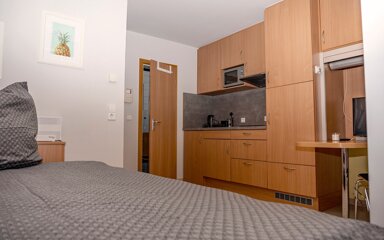 Wohnung zur Miete Wohnen auf Zeit 1.090 € 1 Zimmer 20 m² frei ab sofort Pfarrstrasse 0 Rathaus Stuttgart Zentrum 70182