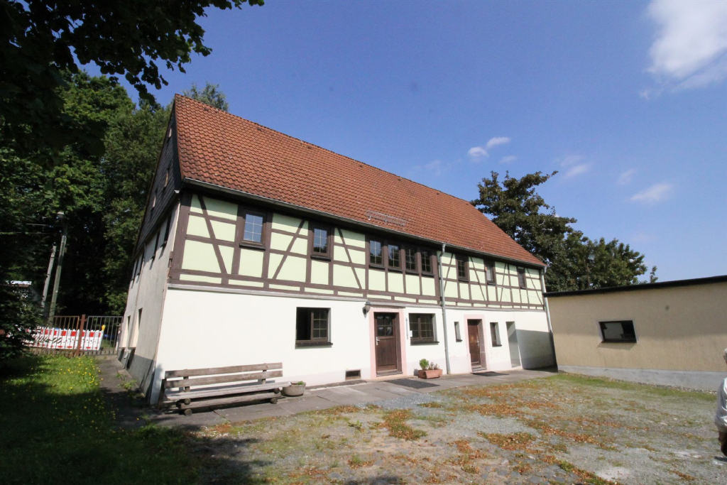 Einfamilienhaus zum Kauf 115.000 € 10 Zimmer 151 m²<br/>Wohnfläche 950 m²<br/>Grundstück Niederplanitz 542 Zwickau 08062