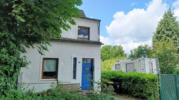 Idyllisches Haus im Dornröschenschlaf mitten in E-Schonnebeck