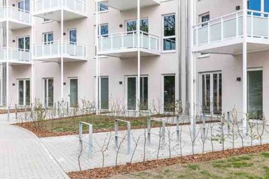 Wohnung zur Miete 817 € 2 Zimmer 74,6 m² frei ab 20.02.2025 Reicker Str. 126 Reick (Lübbenauer Str.) Dresden 01237