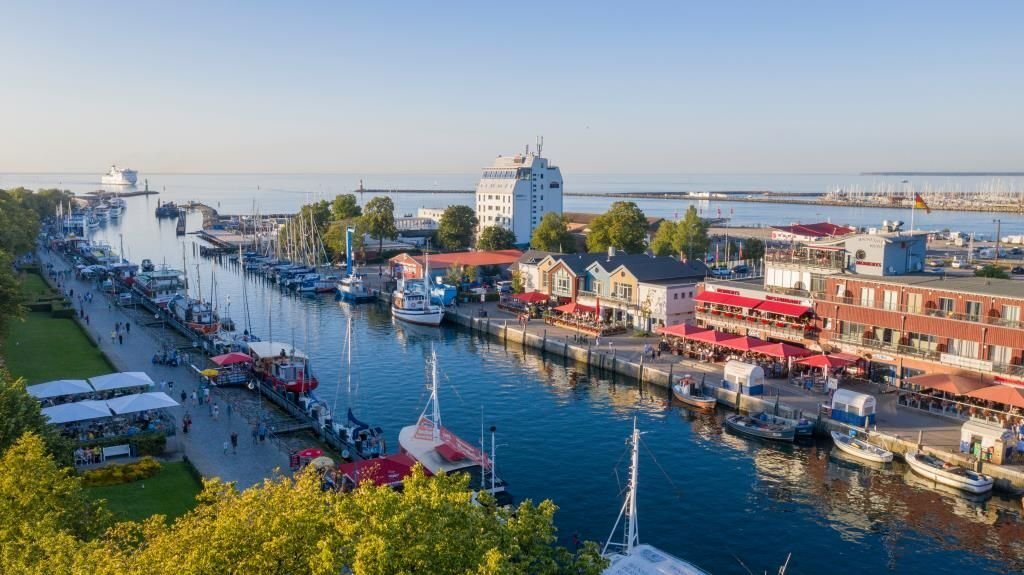 Grundstück zum Kauf 120.000 € 708 m²<br/>Grundstück Warnemünde Rostock 18119