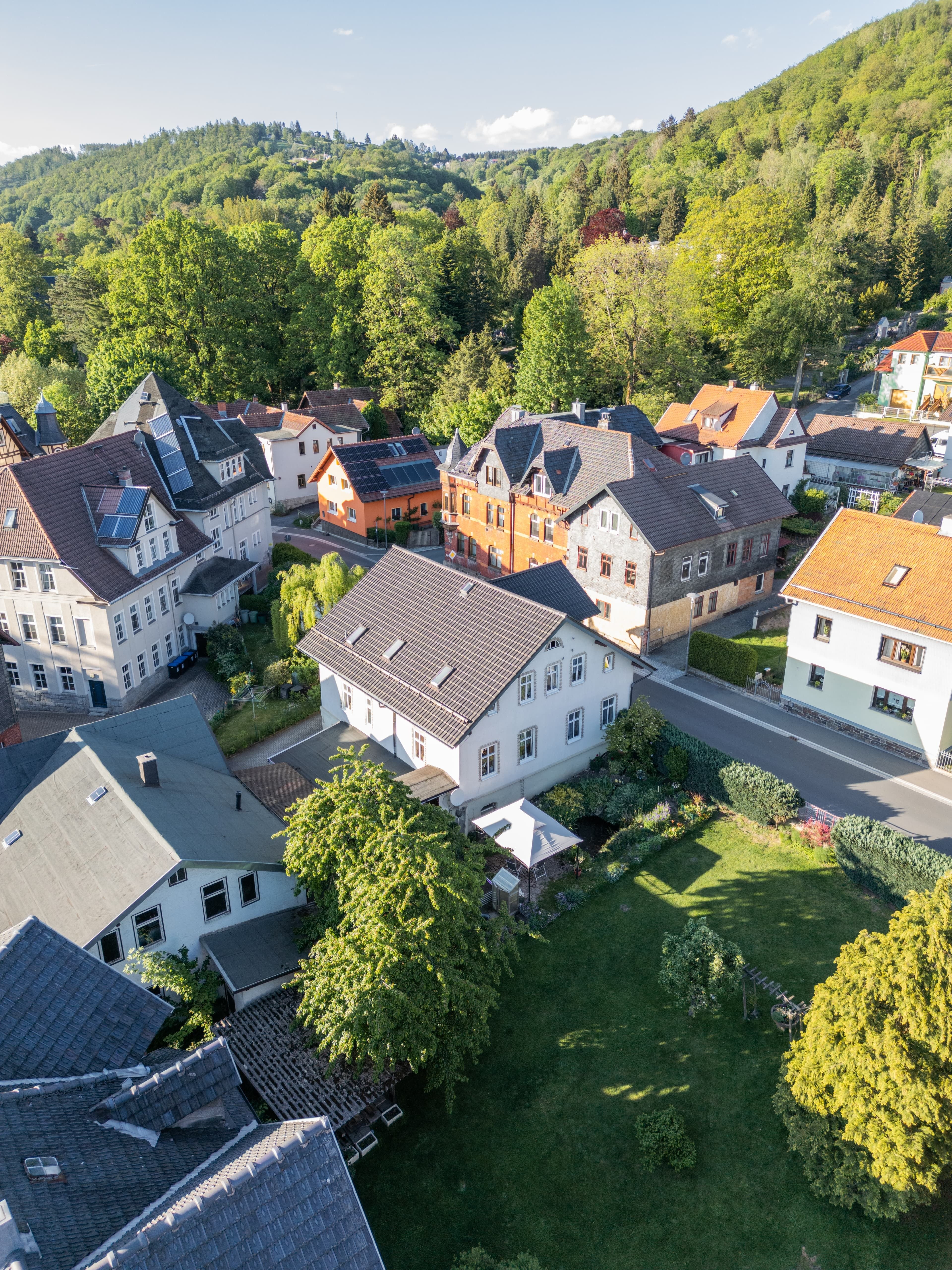 Mehrfamilienhaus zum Kauf 320.000 € 1.133 m²<br/>Grundstück Sonneberg Sonneberg 96515
