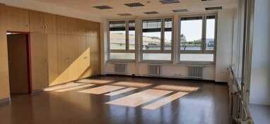 Bürofläche zur Miete provisionsfrei 9,50 € 12 Zimmer 448 m² Bürofläche Äußere Bayreuther Straße 230 Schafhof Nürnberg 90411