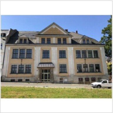 Mehrfamilienhaus zum Kauf als Kapitalanlage geeignet 239.000 € 15 Zimmer 980 m² 1.080 m² Grundstück Ferdinand-Lassalle-Straße 29 Falkenstein Falkenstein 08223