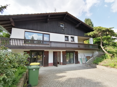 Einfamilienhaus zur Miete 1.700 € 6 Zimmer 170 m² 1.500 m² Grundstück Moldaustraße 10 Stadtallendorf Stadtallendorf 35260