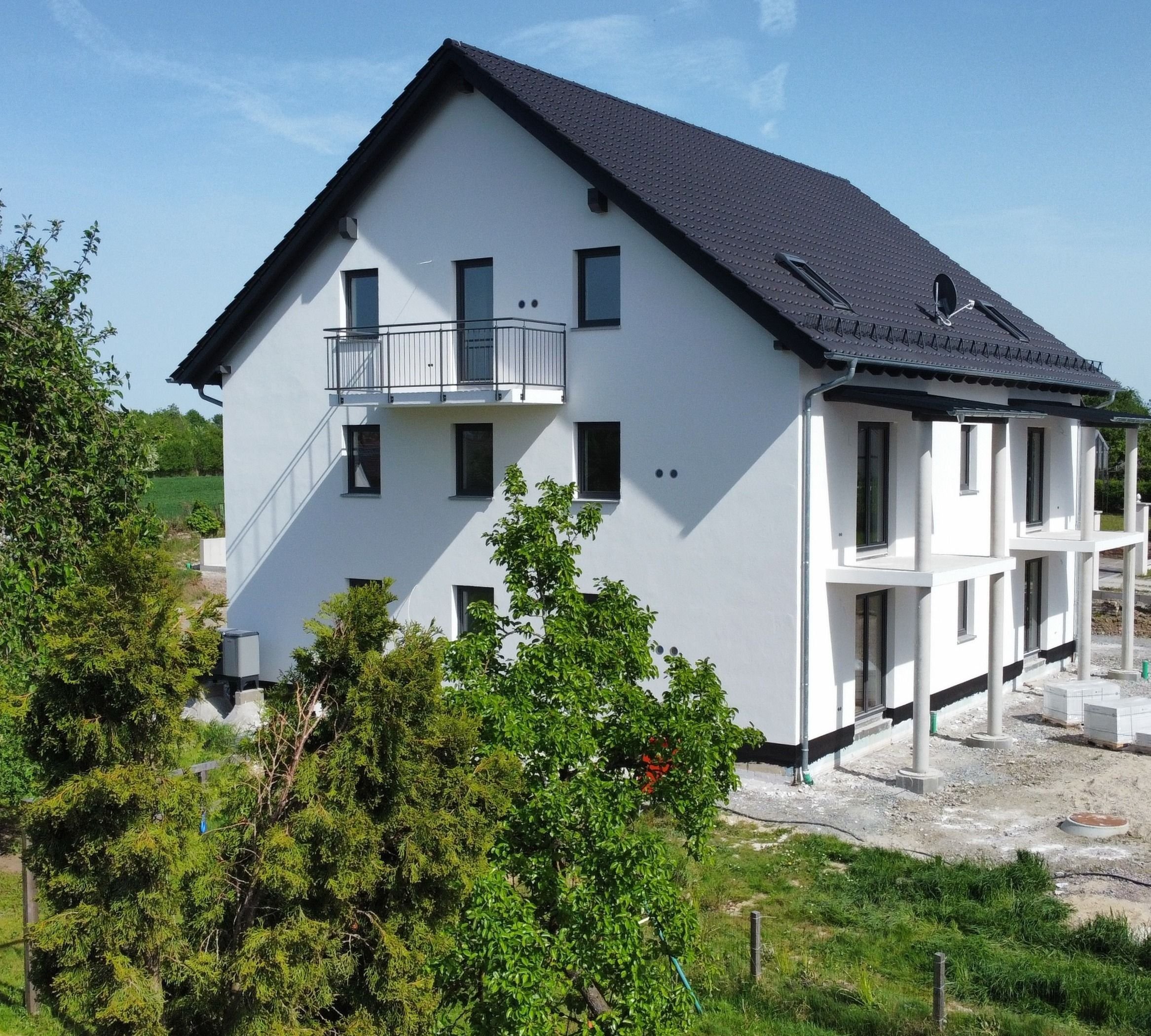 Wohnung zur Miete 840 € 3 Zimmer 78 m²<br/>Wohnfläche 1. Stock<br/>Geschoss Ab sofort<br/>Verfügbarkeit Straßkirchen Straßkirchen 94342