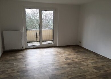 Wohnung zur Miete 317 € 2 Zimmer 51 m² 2. Geschoss frei ab 01.05.2025 Diesterwegring 2 Oschersleben Oschersleben 39387