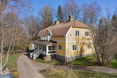 Einfamilienhaus zum Kauf 375.000 € 7 Zimmer 270 m² 15.000 m² Grundstück Sävsjö 57692