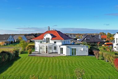 Einfamilienhaus zum Kauf Provisionsfrei 1.690.000 € 7 Zimmer 262 m² 1.476 m² Grundstück Nienhagen 18211