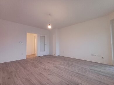 Wohnung zur Miete 849 € 4 Zimmer 87,9 m² frei ab sofort Leibnizstraße 6a Bärenkämpen 1 Minden 32425