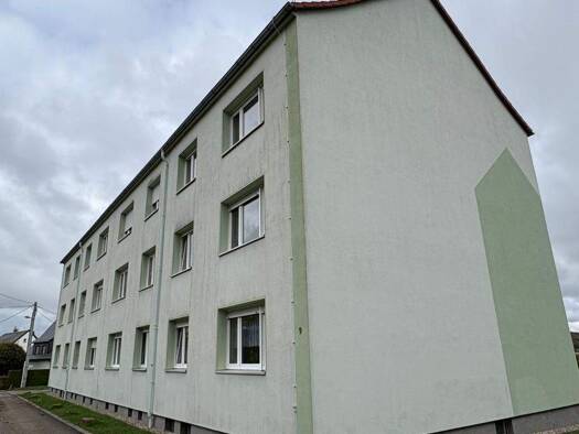 Wohnung zur Miete 350 € 3 Zimmer 58 m² frei ab sofort Rochlitz 09306