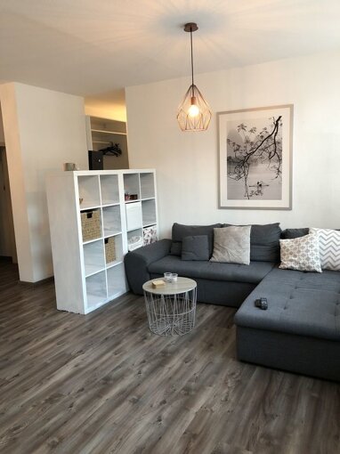 Wohnung zur Miete 1.300 € 3 Zimmer 77 m² frei ab 01.09.2024 Rathaus Stuttgart 70178