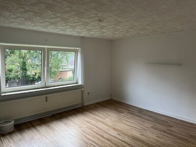 Wohnung zum Kauf 105.000 € 2,5 Zimmer 55,4 m² 1. Geschoss frei ab sofort Heide Heide 25746