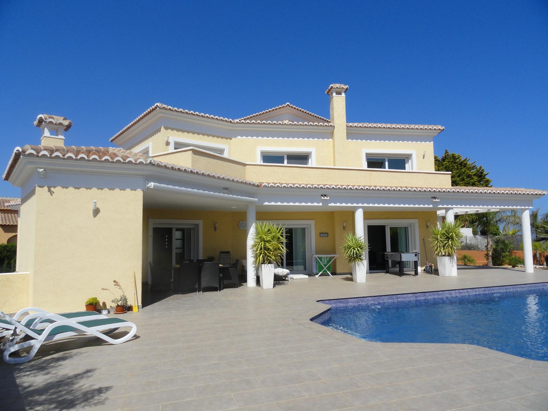 Villa zum Kauf 995.000 € 410 m²<br/>Wohnfläche 983 m²<br/>Grundstück Calpe 03710