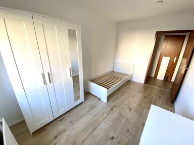 Wohnung zur Miete 470 € 5 Zimmer 30 m² frei ab 01.03.2025 Am Petrus 5 Dossenheim Dossenheim 69221