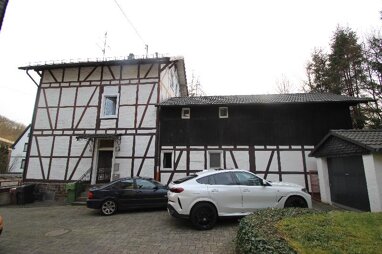 Mehrfamilienhaus zum Kauf 268.000 € 10 Zimmer 260 m² 750 m² Grundstück Vollmerhausen Gummersbach 51645