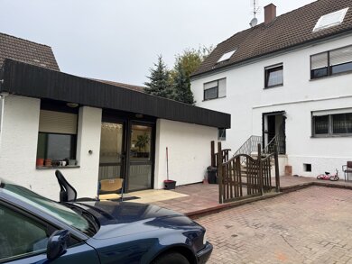 Wohn- und Geschäftshaus zum Kauf als Kapitalanlage geeignet 11 Zimmer 1.050 m² 2.200 m² Grundstück Mausdorf Emskirchen 91448