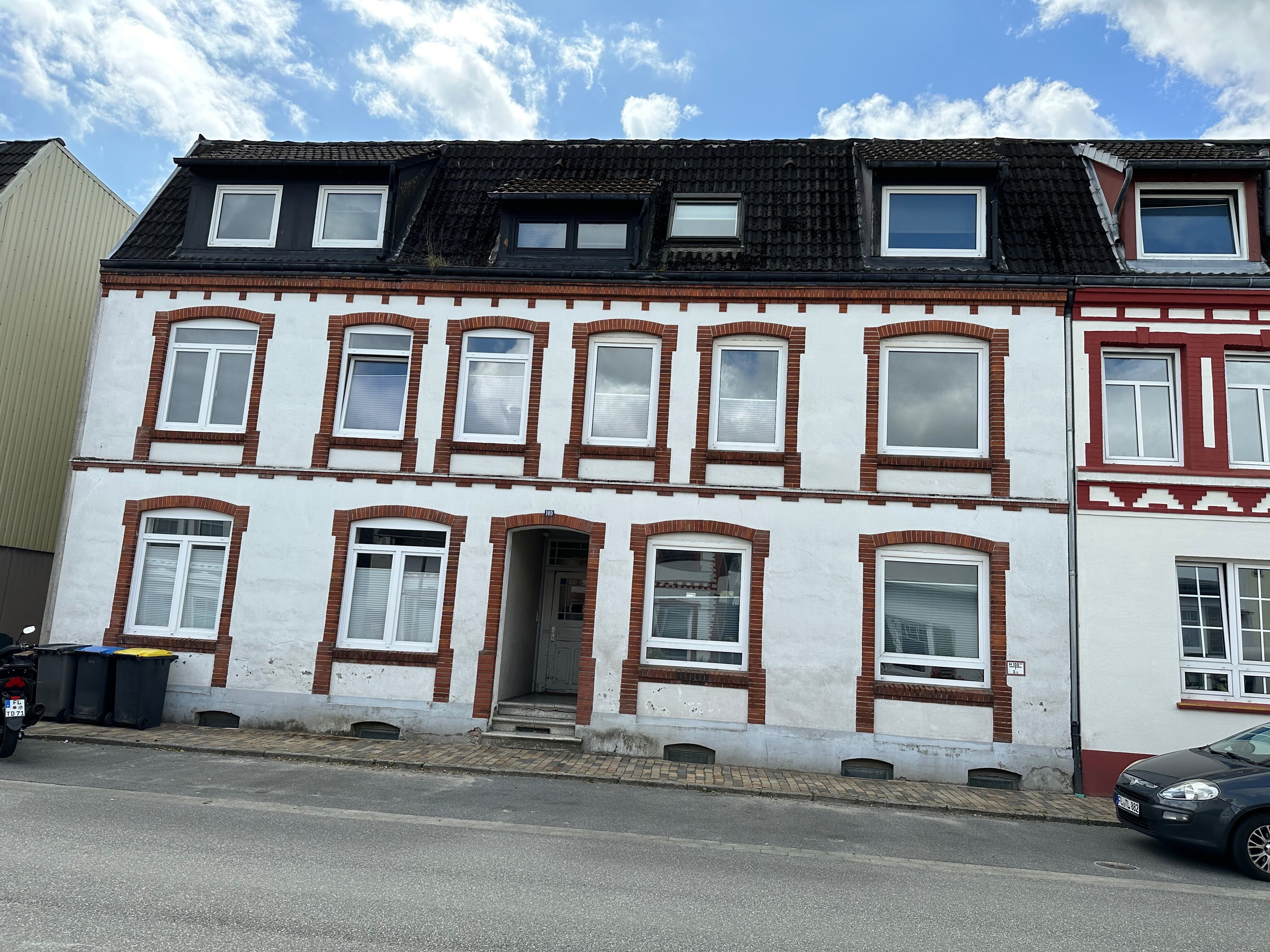 Mehrfamilienhaus zum Kauf 350.000 € 12,5 Zimmer 300 m²<br/>Wohnfläche 200 m²<br/>Grundstück Nordstadt - Klues Flensburg 24939
