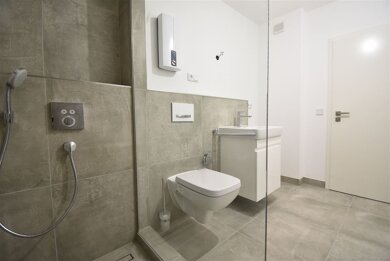 Wohnung zur Miete 950 € 2 Zimmer 66,4 m² 2. Geschoss frei ab 01.07.2025 Klosterstr. 76 Habbelrath Frechen 50226