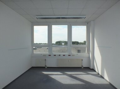Bürofläche zur Miete 5,90 € 2.821 m² Bürofläche teilbar ab 124 m² Gremberghoven Köln 51149