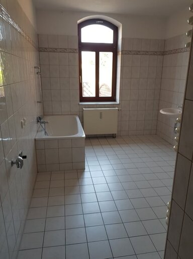 Wohnung zur Miete 924 € 3 Zimmer 132 m² Geschoss EG/1 Crimmitschau Crimmitschau 08451