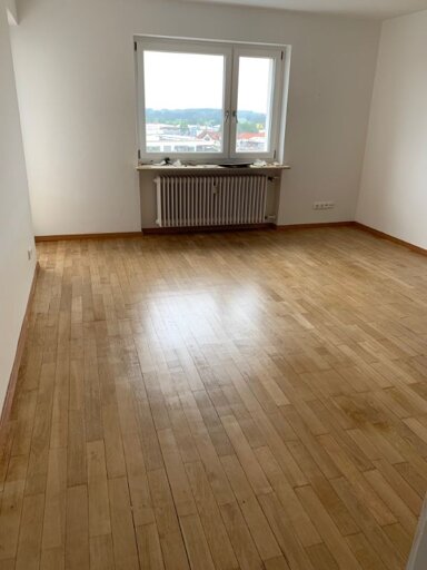 Wohnung zur Miete 509 € 2 Zimmer 47,8 m² 7. Geschoss frei ab 17.02.2025 Messerschmittstr. 2 Manching Manching 85077