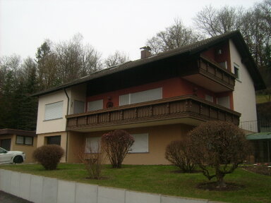 Haus zum Kauf als Kapitalanlage geeignet 549.000 € 10 Zimmer 258 m² 750 m² Grundstück Holzhausen Sulz am Neckar 72172