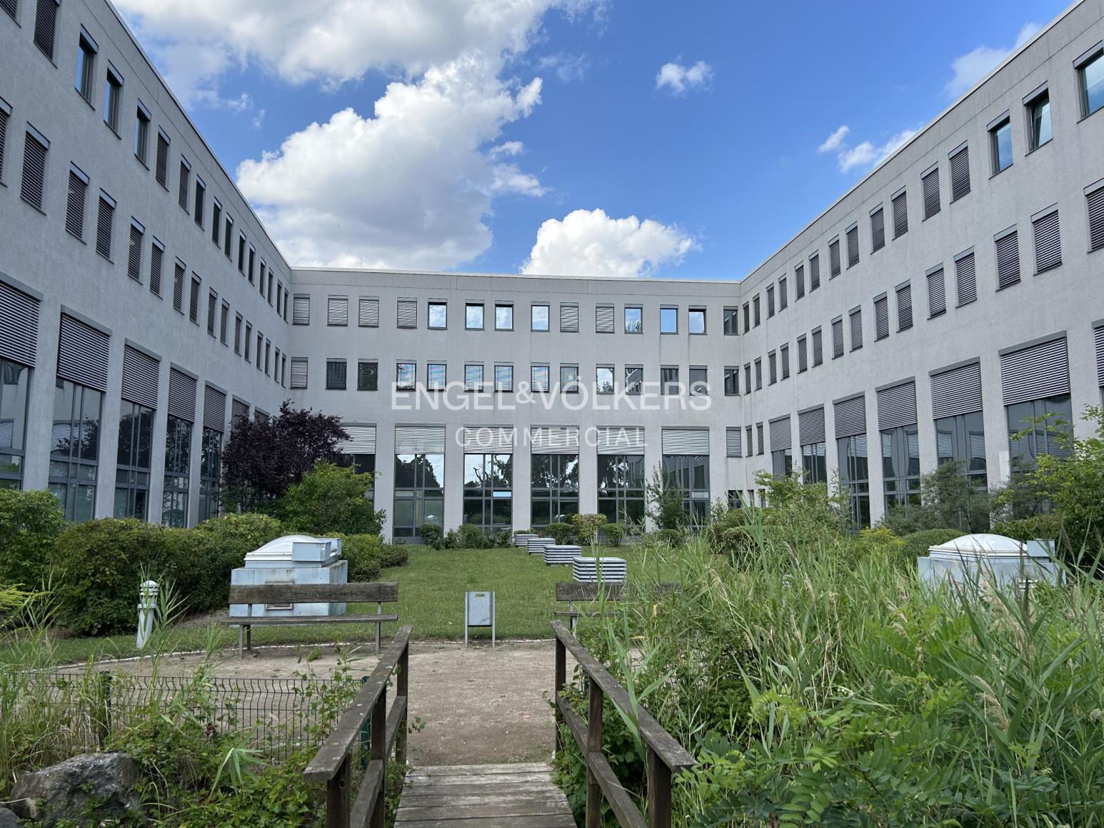 Büro-/Praxisfläche zur Miete 19 € 512,4 m²<br/>Bürofläche ab 512,4 m²<br/>Teilbarkeit Tempelhof Berlin 12099