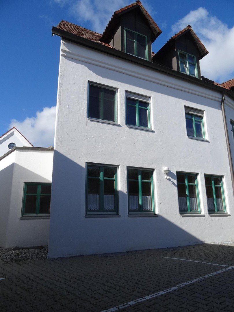 Wohnung zum Kauf Provisionsfrei 288.000 € 4 Zimmer 104 m²<br/>Wohnfläche Erdgeschoss<br/>Geschoss Augsburger Str. 2 b Fischach Fischach 86850