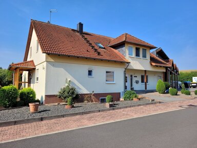 Einfamilienhaus zum Kauf 650.000 € 13 Zimmer 356 m² 1.639 m² Grundstück Im Hitzbach 3 Hatterode Breitenbach am Herzberg 36287