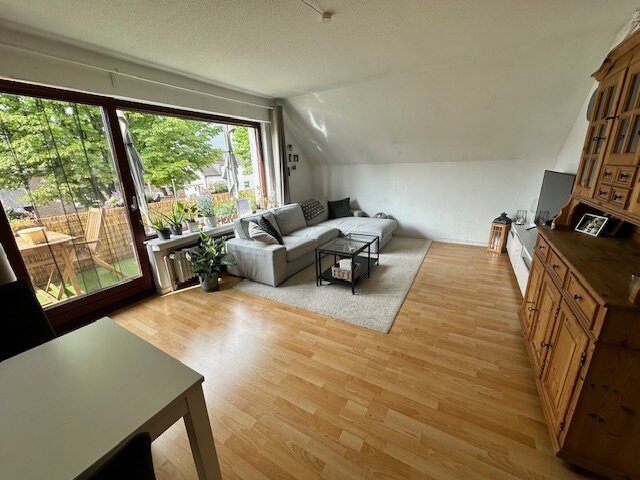 Wohnung zur Miete 1.100 € 3 Zimmer 87 m²<br/>Wohnfläche 1. Stock<br/>Geschoss Höhenhaus Köln 51061