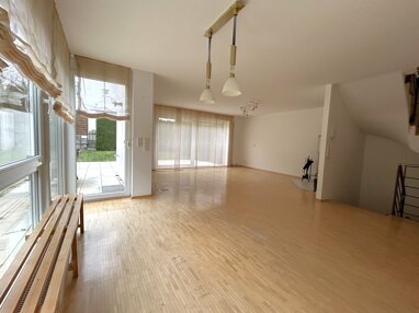 Reihenendhaus zum Kauf 698.000 € 4,5 Zimmer 135 m² 355 m² Grundstück Beutelsbach Weinstadt 71384