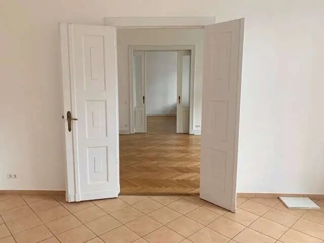 Wohnung zur Miete 2.250 € 5 Zimmer 217 m²<br/>Wohnfläche 1.<br/>Geschoss ab sofort<br/>Verfügbarkeit Bismarckstr. 85 Charlottenburg Berlin 10627