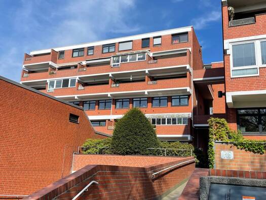 Wohnung zum Kauf 299.000 € 5 Zimmer 136 m² 3. Geschoss Oberneuland Bremen 28355