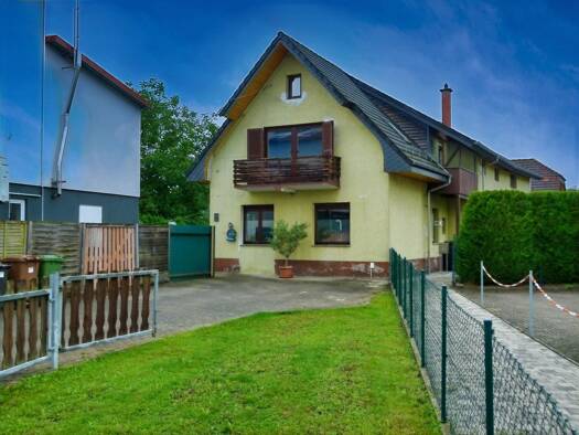 Einfamilienhaus zum Kauf 549.000 € 7 Zimmer 179 m² 460 m² Grundstück Hoffenheim Sinsheim 74889
