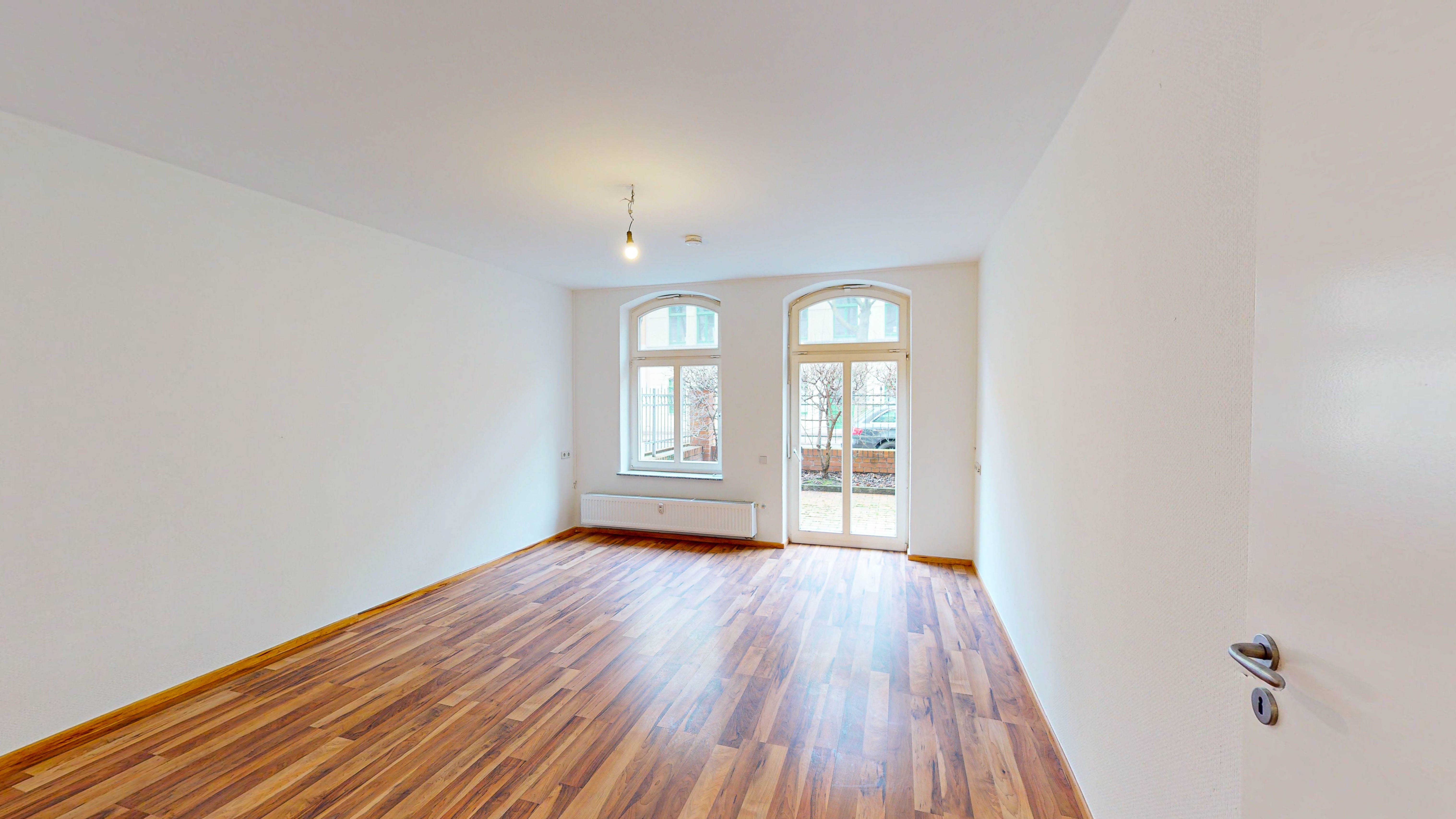 Wohnung zur Miete 549 € 2 Zimmer 66,5 m²<br/>Wohnfläche Erdgeschoss<br/>Geschoss Bernhardystraße 64 Südliche Innenstadt Halle 06110