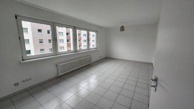 Wohnung zur Miete 690 € 1 Zimmer 30 m² frei ab sofort Sachsenhausen Frankfurt am Main 60599