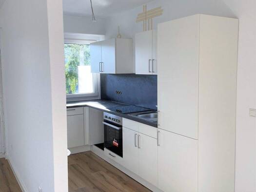 Wohnung zur Miete 769 € 2 Zimmer 60 m² Geschoss 1/3 frei ab 01.03.2026 Bahnhofstraße 8 b Bad Schwartau 23611