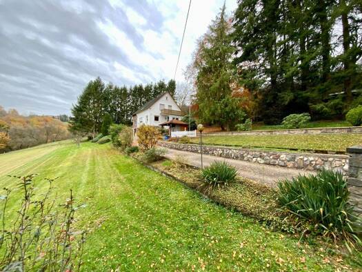 Einfamilienhaus zum Kauf 315.000 € 6 Zimmer 140 m² 4.500 m² Grundstück Schönau Bad Münstereifel - Schönau 53902