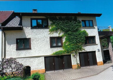 Mehrfamilienhaus zum Kauf 165.000 € 7 Zimmer 236 m² 2.909 m² Grundstück Altendambach Schleusingen 98553