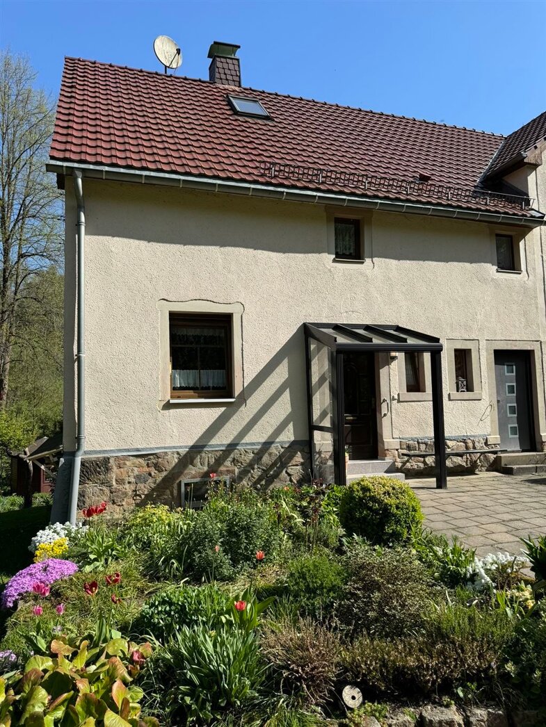 Reihenendhaus zum Kauf 130.000 € 5 Zimmer 87 m² 336 m² Grundstück Heiligenborn Waldheim , Sachs 04736