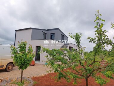 Haus zum Kauf 370.000 € 4 Zimmer 140 m² 808 m² Grundstück Tinjan center