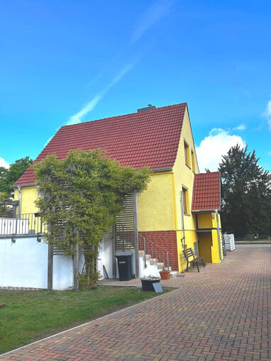 Einfamilienhaus zum Kauf 199.000 € 5 Zimmer 121 m² 902 m² Grundstück Sandau (Elbe) 39524