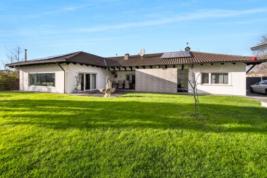 Bungalow zum Kauf 925.000 € 6 Zimmer 232 m² 950 m² Grundstück Industriegebiet Reutlingen 72766