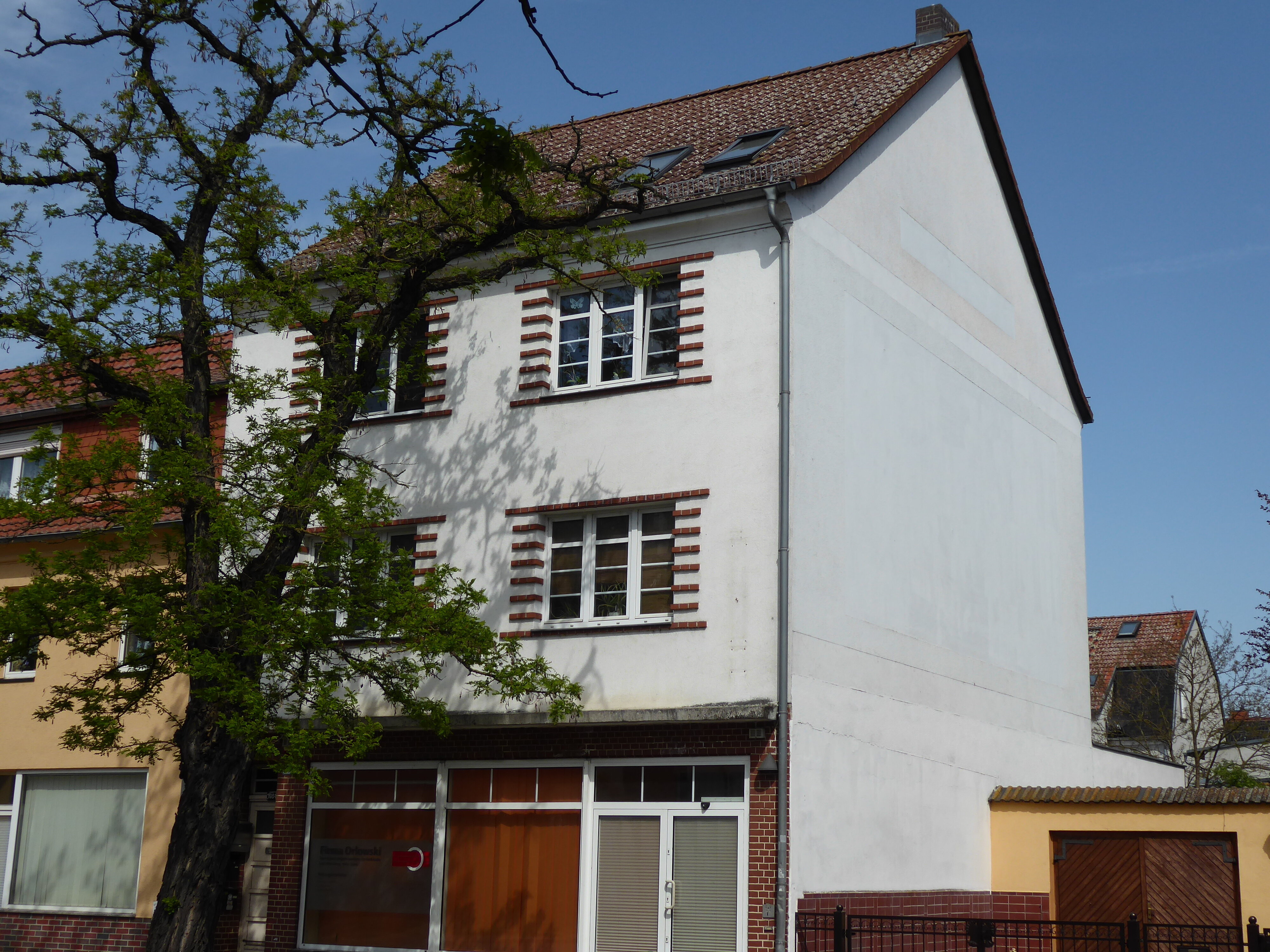 Mehrfamilienhaus zum Kauf 280.000 € 340 m²<br/>Wohnfläche 302 m²<br/>Grundstück ab sofort<br/>Verfügbarkeit Dessauer Str. 199 Piesteritz Wittenberg 06886