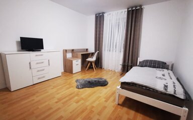 WG-Zimmer zur Miete Wohnen auf Zeit 745 € 15 m² frei ab sofort Kniebisstr. 0 Ostheim Stuttgart 70188